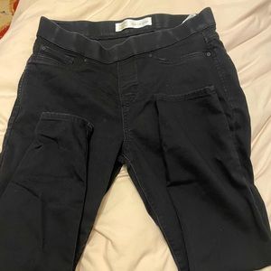 Stretch pull on jeans